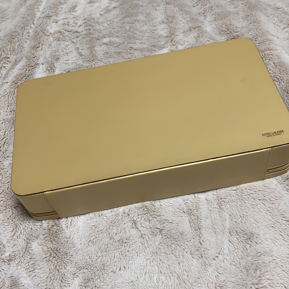 Estée Lauder hard makeup case - Picture 5 of 10